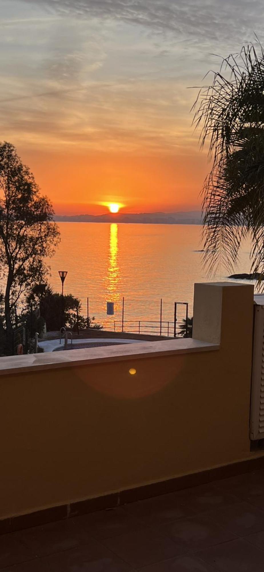Apartamento Relax Frente al Mar Benalmádena Exterior foto